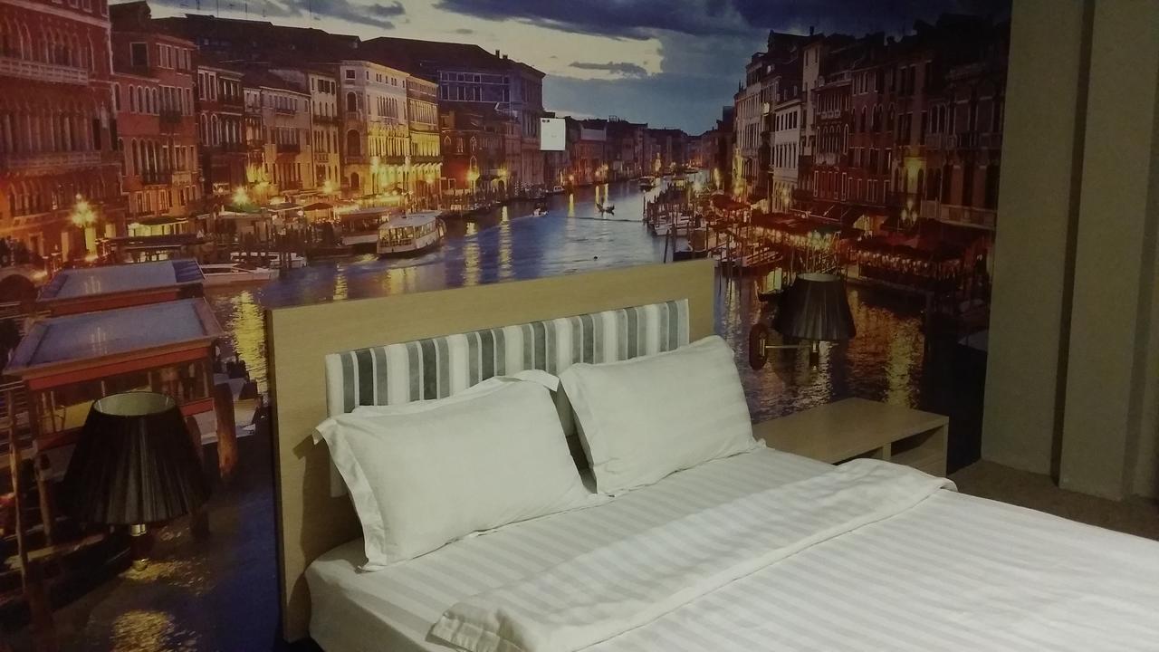 Om Hotel Simpang Ampat  Kültér fotó